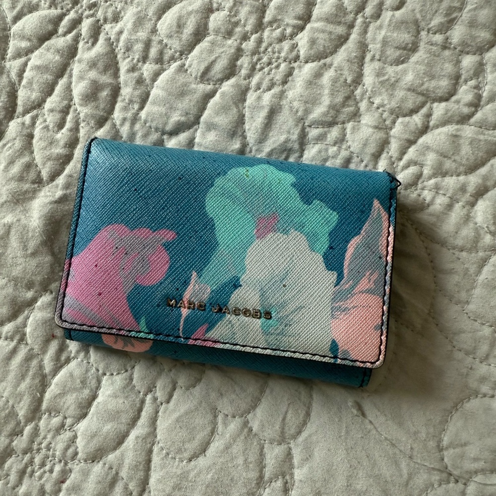 Marc Jacobs Small Wallet – Used, Good Condition